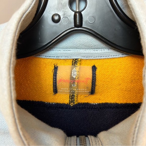 Free People Split Second 1/2 Zip Pullover Navy Combo - Picture 4 of 9